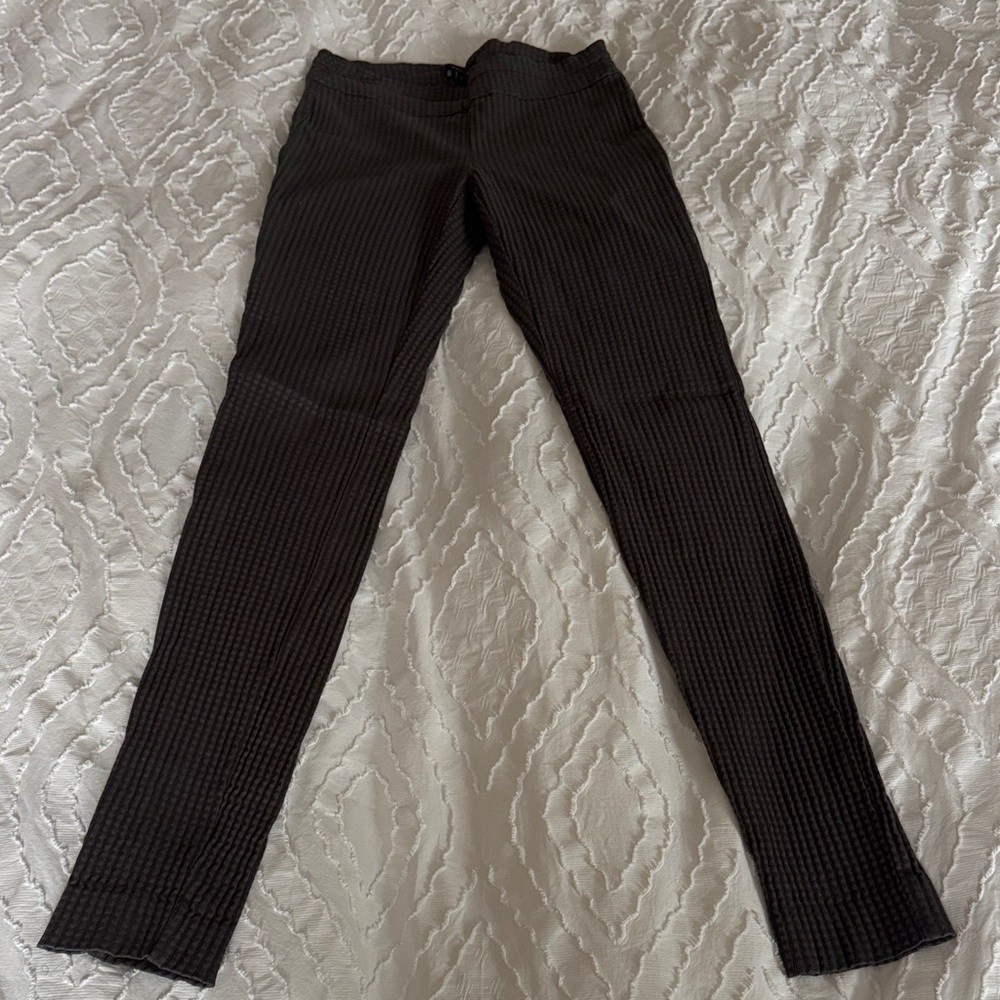 H&M Black Checkered Leggings